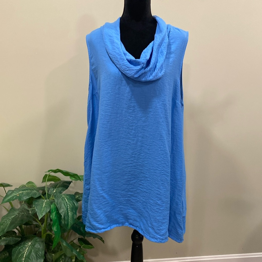 Et' Lois USA Light Blue Sleeveless Cowl Neck Bell Tunic Tank Top with 2 Pockets